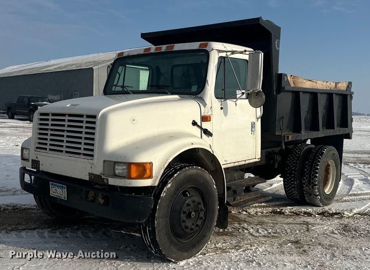 image for item DV0549 2001 International 4700 dump truck