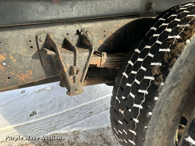 image for item DV0549 2001 International 4700 dump truck