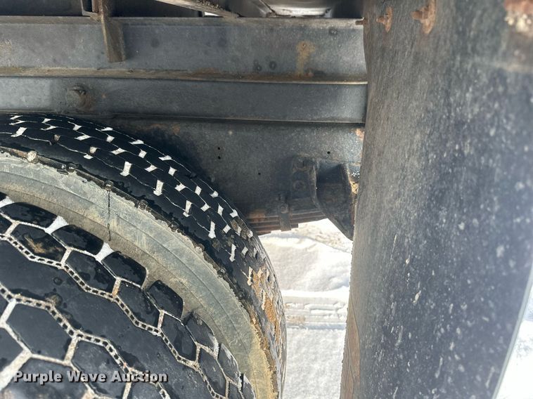 image for item DV0549 2001 International 4700 dump truck