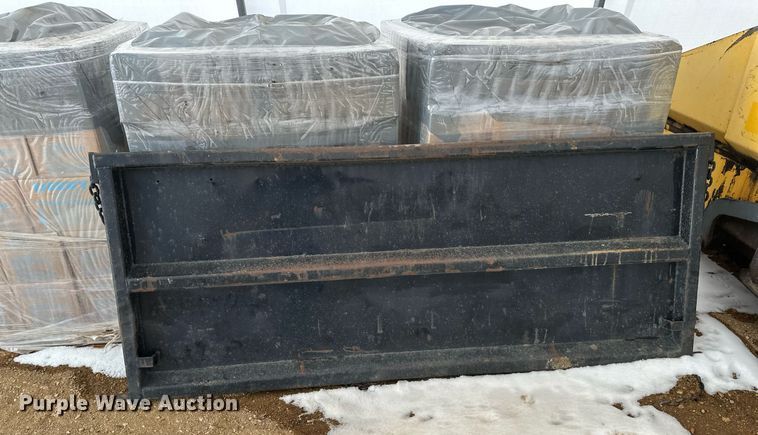 image for item DV0549 2001 International 4700 dump truck