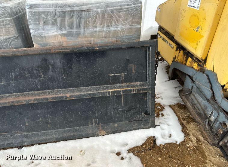 image for item DV0549 2001 International 4700 dump truck