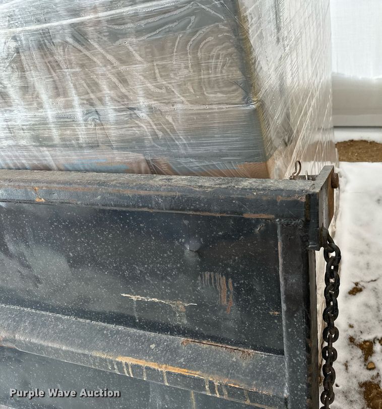 image for item DV0549 2001 International 4700 dump truck