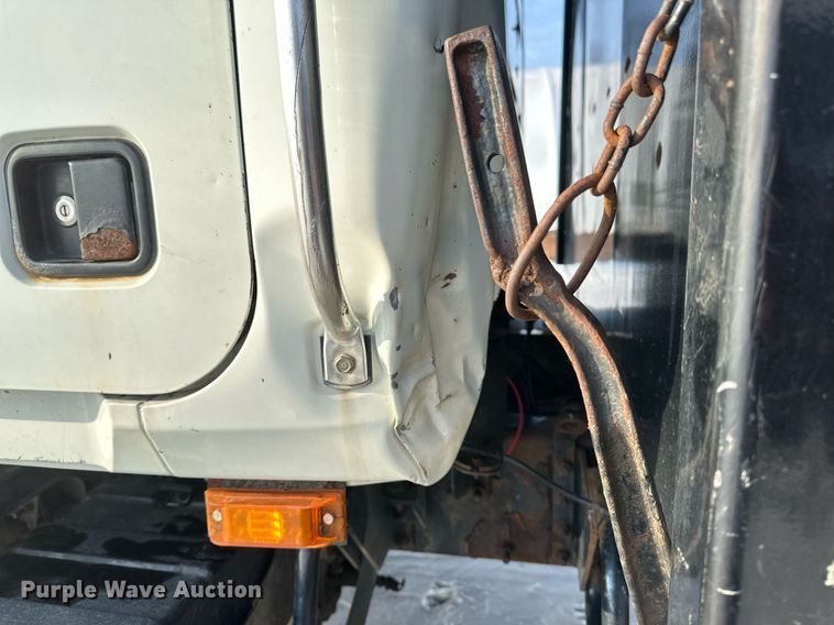 image for item DV0552 2007 Mack CXN612 dump truck