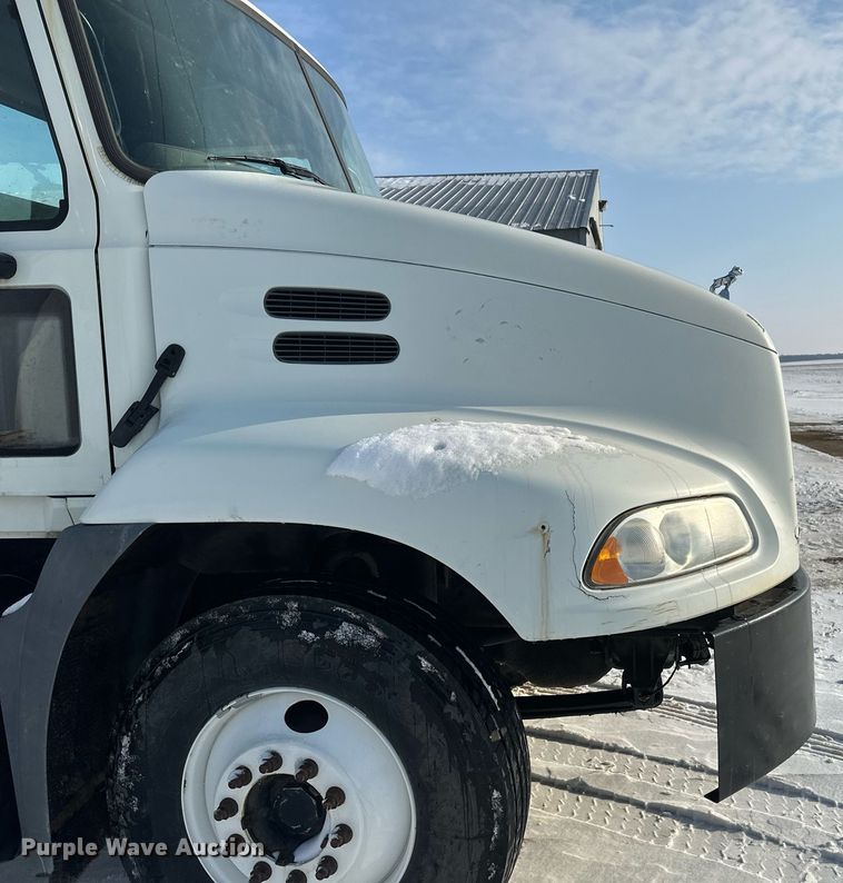 image for item DV0552 2007 Mack CXN612 dump truck