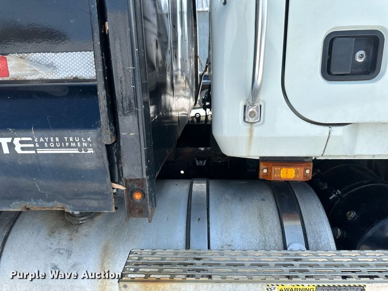 image for item DV0552 2007 Mack CXN612 dump truck