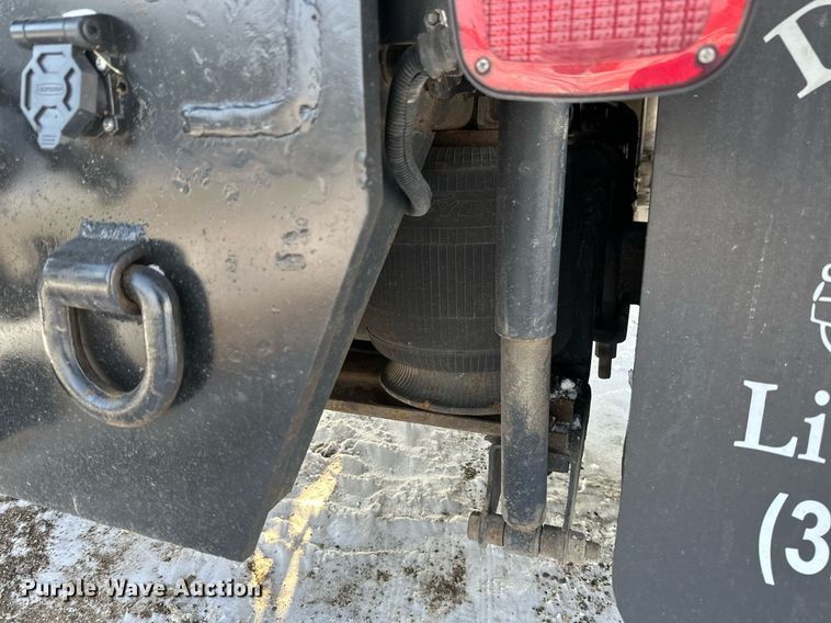 image for item DV0552 2007 Mack CXN612 dump truck