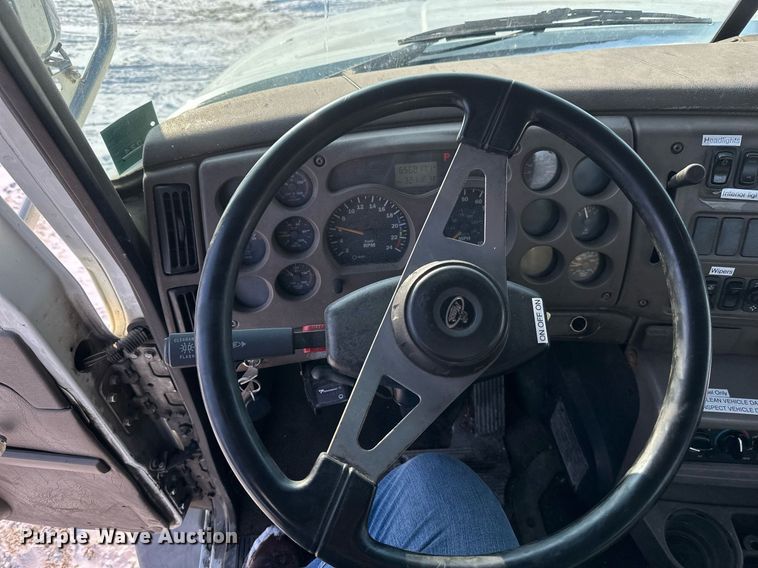 image for item DV0552 2007 Mack CXN612 dump truck