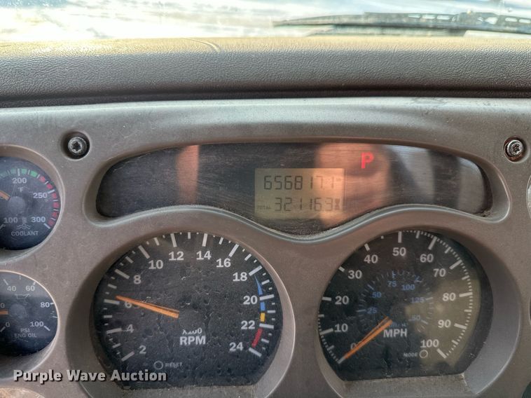 image for item DV0552 2007 Mack CXN612 dump truck