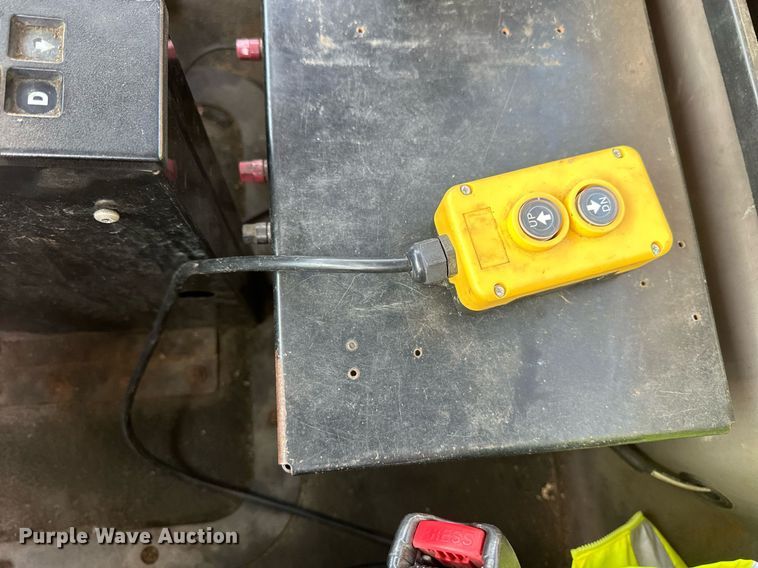 image for item DV0552 2007 Mack CXN612 dump truck