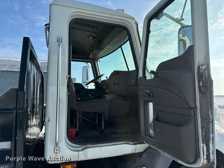 image for item DV0552 2007 Mack CXN612 dump truck