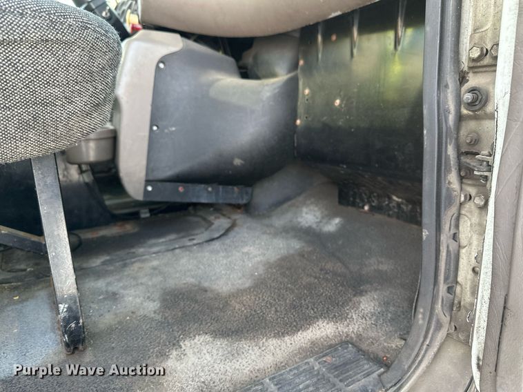 image for item DV0552 2007 Mack CXN612 dump truck