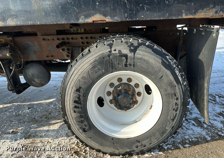 image for item DV0552 2007 Mack CXN612 dump truck