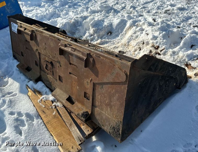 image for item DV0557 73