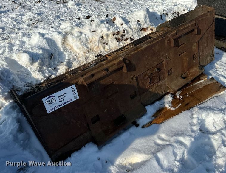 image for item DV0557 73