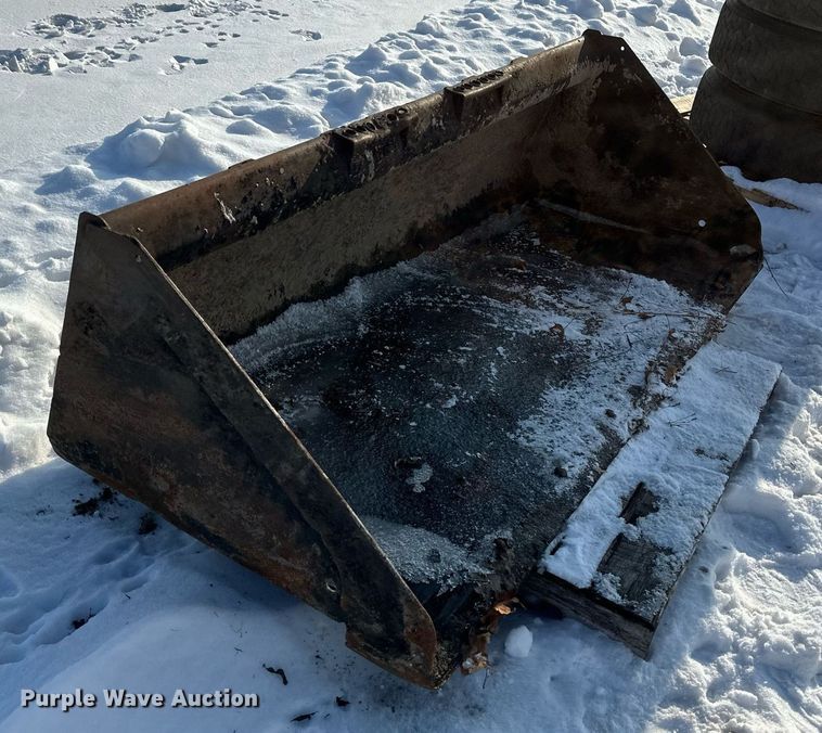 image for item DV0558 73