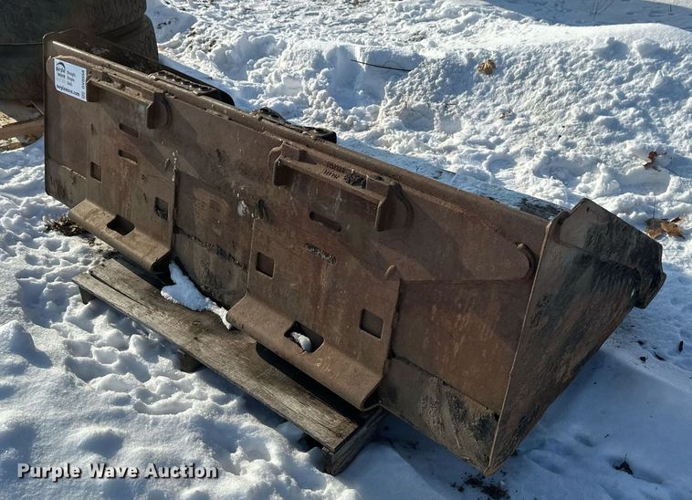 image for item DV0558 73