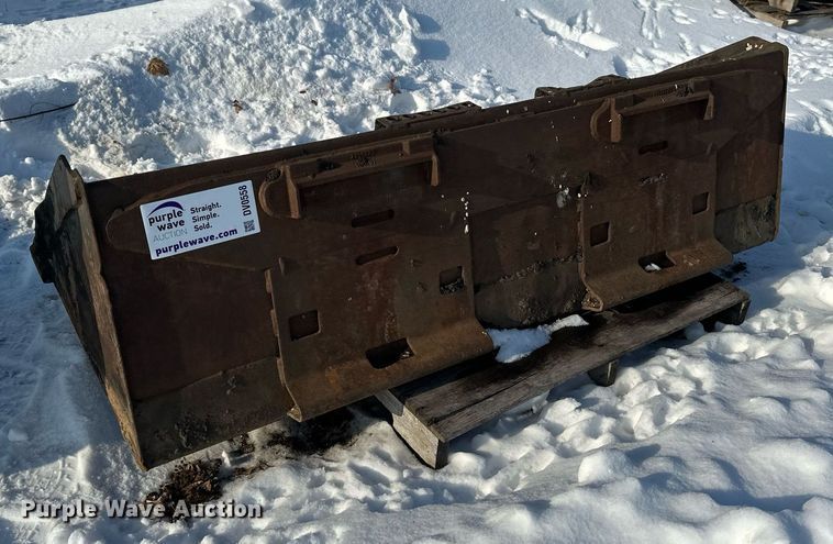 image for item DV0558 73