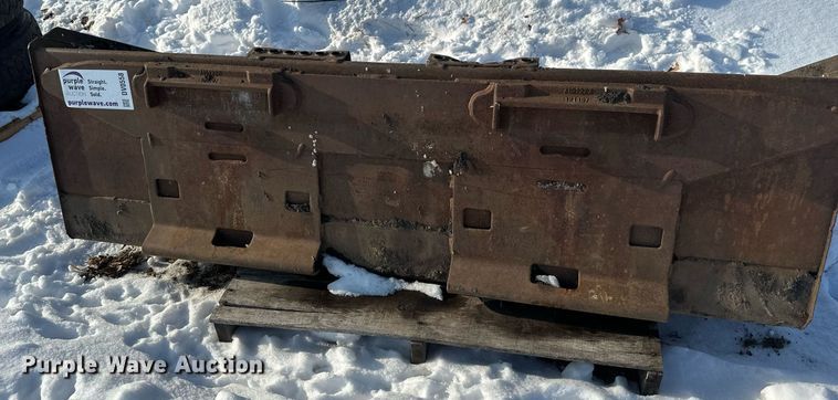 image for item DV0558 73