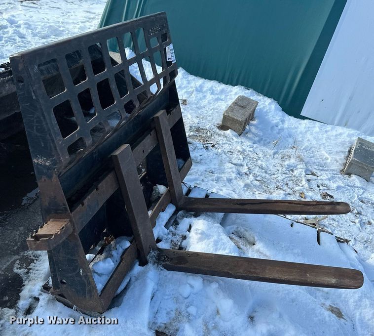 image for item DV0559 Loegering 33