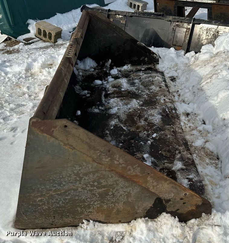 image for item DV0560 86