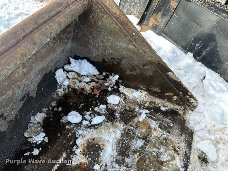 image for item DV0560 86