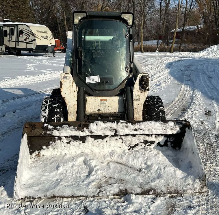image for item DV0562 2014 Bobcat  S750 skid steer loader