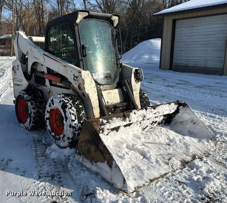 image for item DV0562 2014 Bobcat  S750 skid steer loader