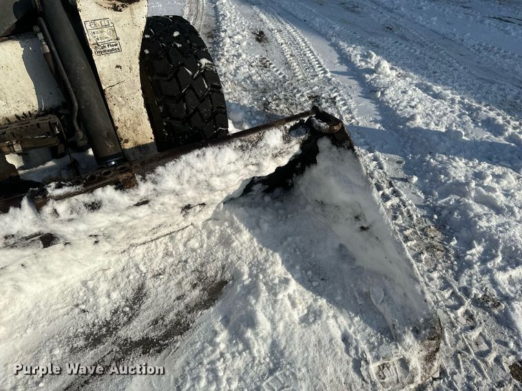 image for item DV0562 2014 Bobcat  S750 skid steer loader