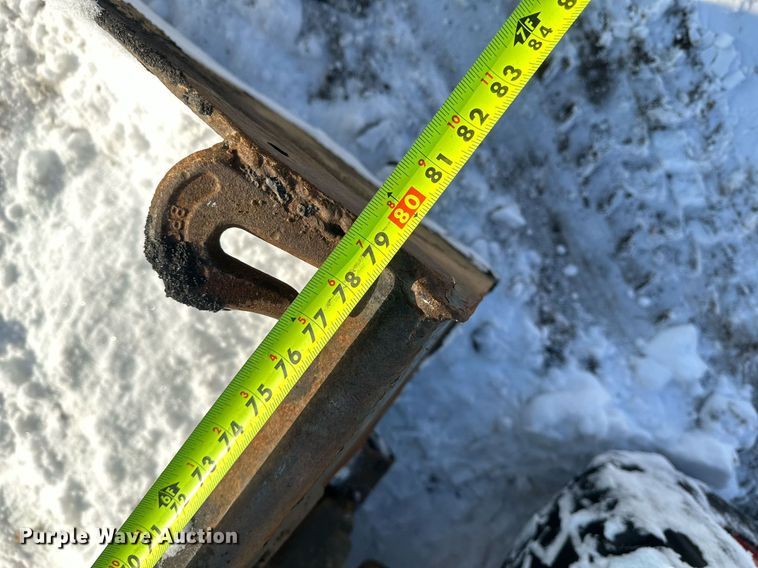 image for item DV0562 2014 Bobcat  S750 skid steer loader