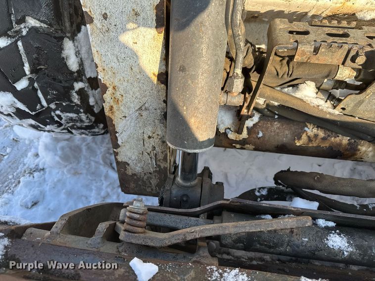 image for item DV0562 2014 Bobcat  S750 skid steer loader