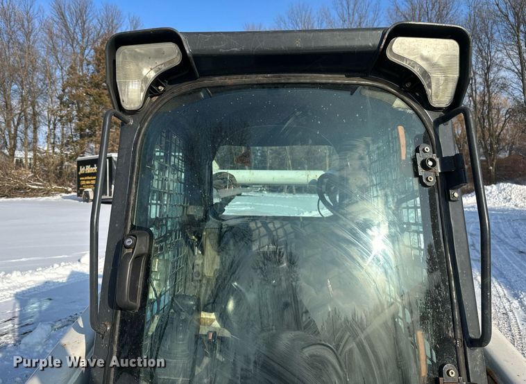 image for item DV0562 2014 Bobcat  S750 skid steer loader