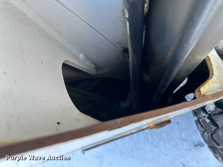 image for item DV0562 2014 Bobcat  S750 skid steer loader