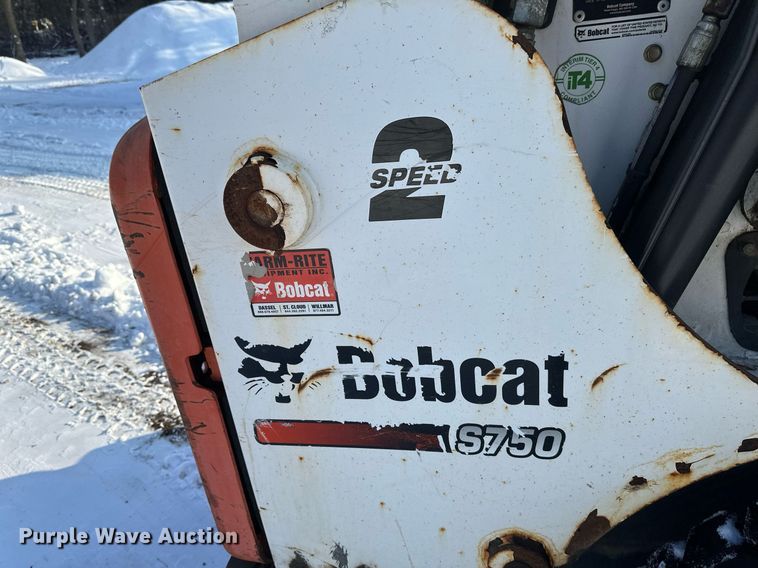 image for item DV0562 2014 Bobcat  S750 skid steer loader