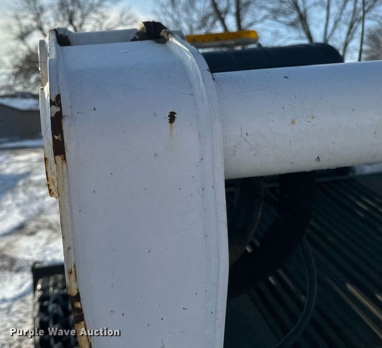 image for item DV0562 2014 Bobcat  S750 skid steer loader