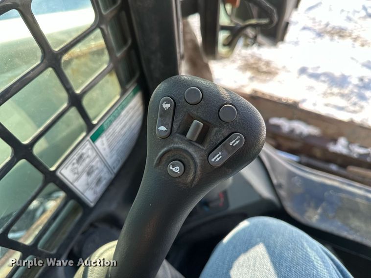 image for item DV0562 2014 Bobcat  S750 skid steer loader