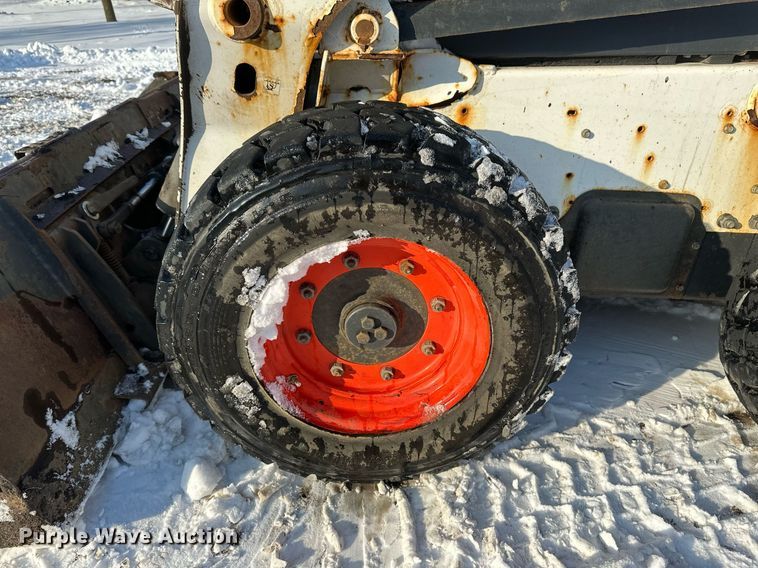 image for item DV0562 2014 Bobcat  S750 skid steer loader