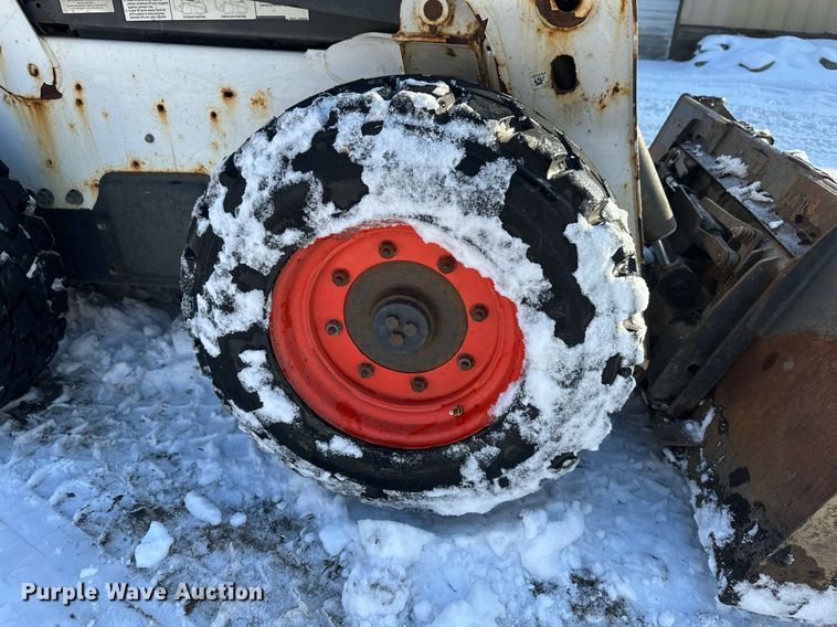 image for item DV0562 2014 Bobcat  S750 skid steer loader