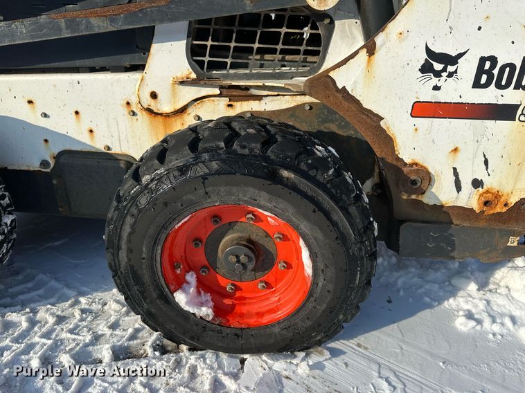 image for item DV0562 2014 Bobcat  S750 skid steer loader