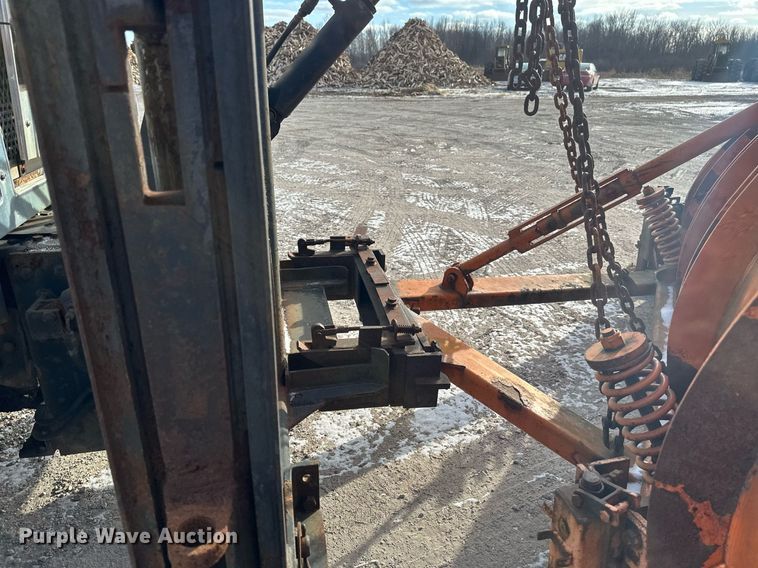 image for item DV0566 1995 International  2554 dump truck