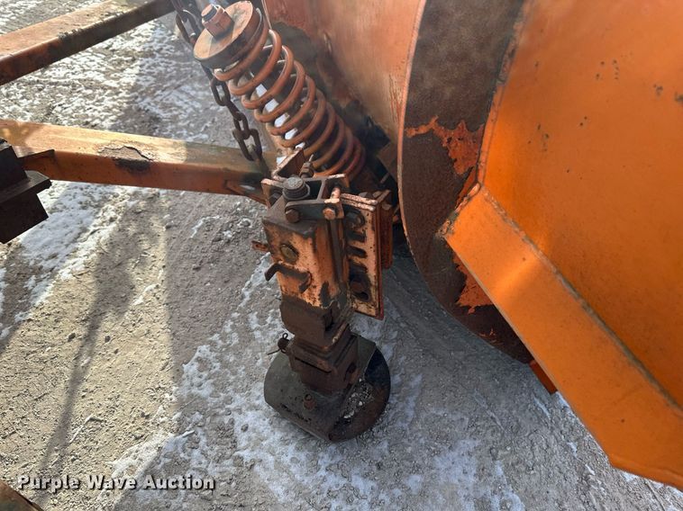 image for item DV0566 1995 International  2554 dump truck