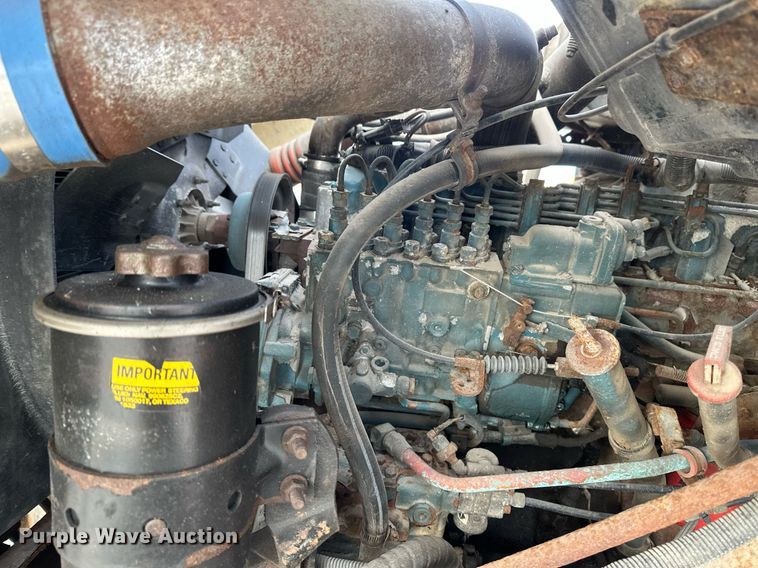 image for item DV0566 1995 International  2554 dump truck