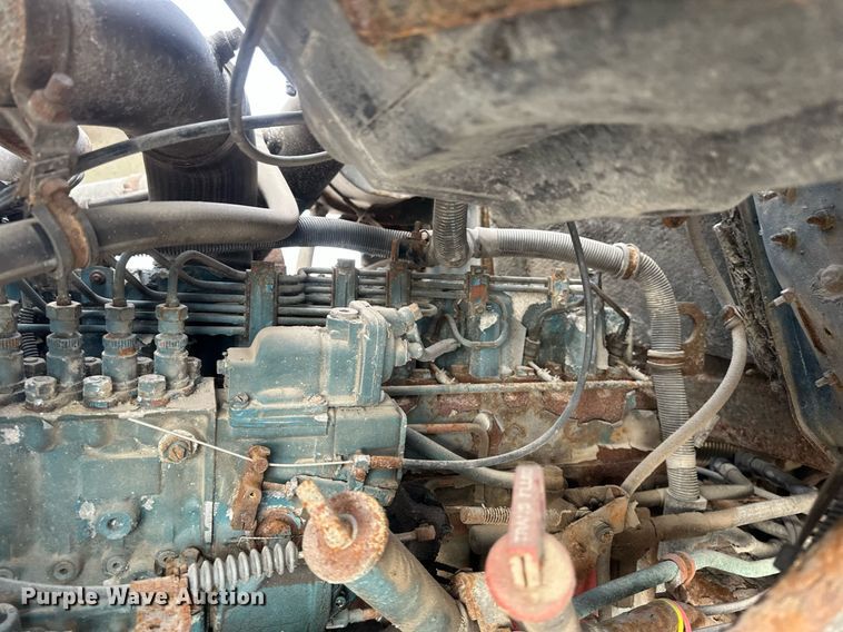 image for item DV0566 1995 International  2554 dump truck