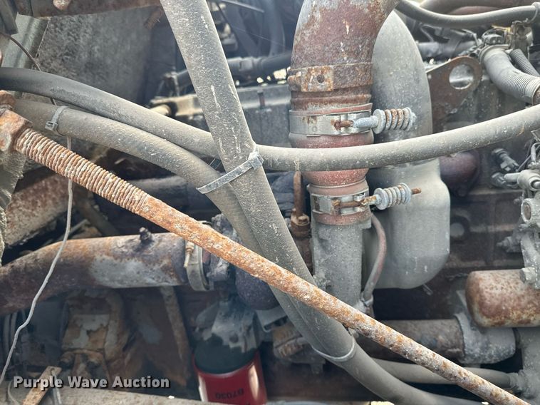 image for item DV0566 1995 International  2554 dump truck