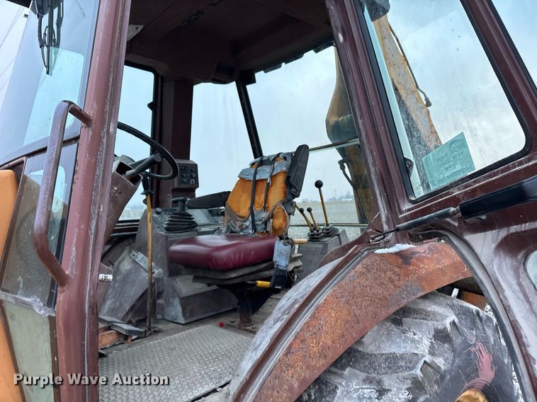 image for item DW2456 1994 Case 580 Super K  backhoe