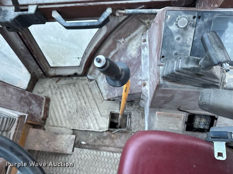 image for item DW2456 1994 Case 580 Super K  backhoe