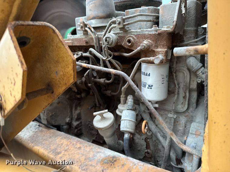 image for item DW2456 1994 Case 580 Super K  backhoe