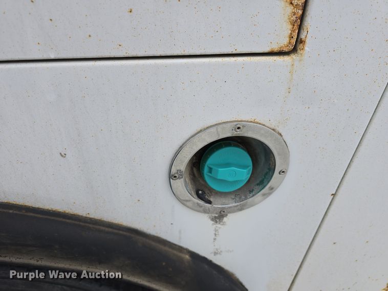 image for item DW3032 2017 Ford F550 Super Duty XL SuperCab utility / service truck