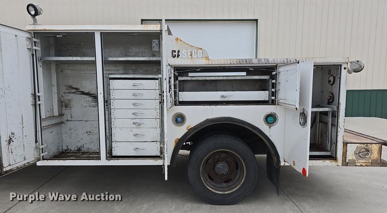 image for item DW3032 2017 Ford F550 Super Duty XL SuperCab utility / service truck