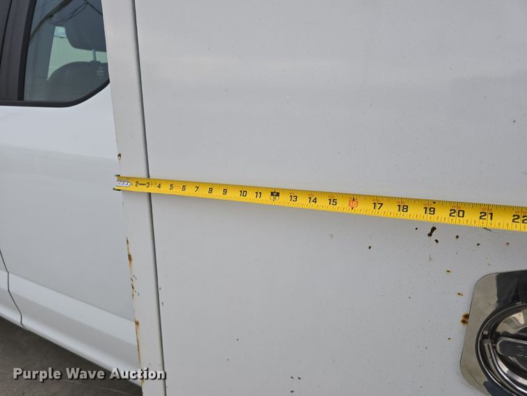 image for item DW3032 2017 Ford F550 Super Duty XL SuperCab utility / service truck