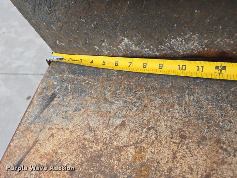 image for item DW3032 2017 Ford F550 Super Duty XL SuperCab utility / service truck